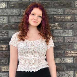 Meet your Posher, Alexxa